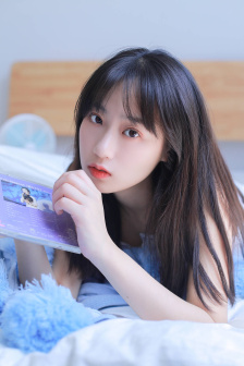 刘亦菲蕾丝比基尼